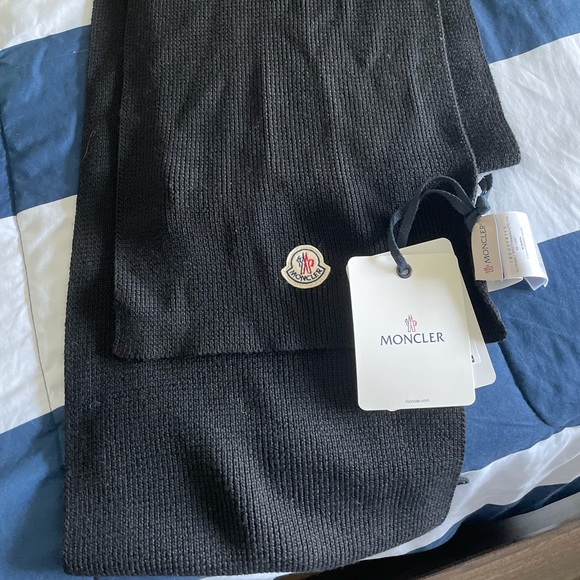NWT Moncler Scarf - Picture 2 of 10